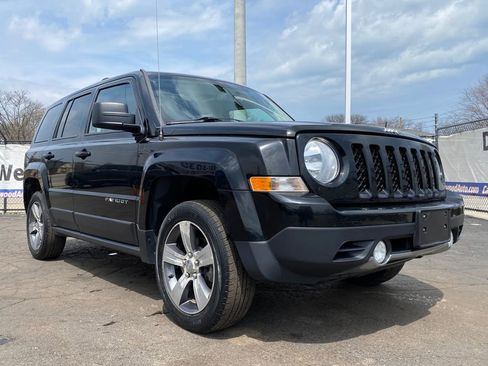 Used 2017 Jeep Patriot 4WD image 27