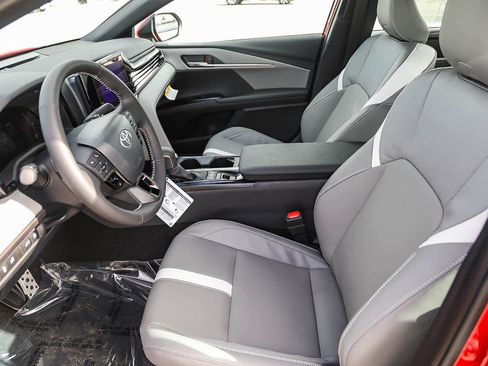 New 2026 Toyota Camry SE image 19