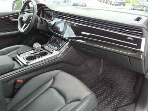 Used 2023 Audi Q7 3.0T Premium Plus w/ Premium Plus Package AWD/4WD image 25