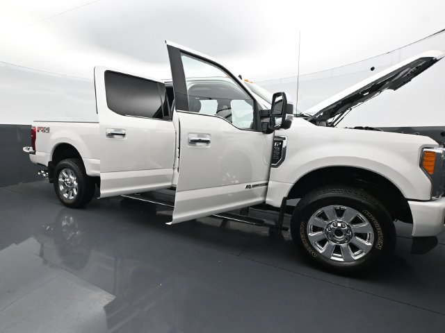 Used 2019 Ford F350 Platinum w/ Platinum Ultimate Package AWD/4WD image 38