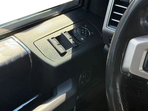 Used 2019 Ford F150 Platinum w/ FX4 Off-Road Package AWD/4WD image 13