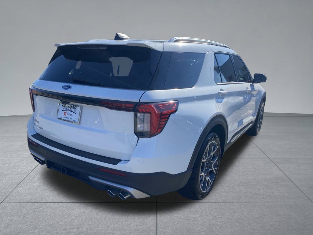 Used 2025 Ford Explorer Platinum w/ Ultimate Package RWD image 14
