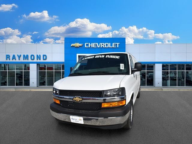 New 2026 Chevrolet Express 2500 w/ Driver Convenience Package RWD image 8