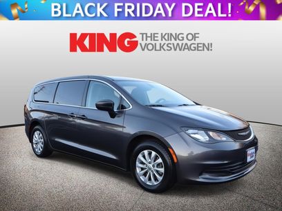 Used 2017 Chrysler Pacifica Touring w/ Tire & Wheel Group