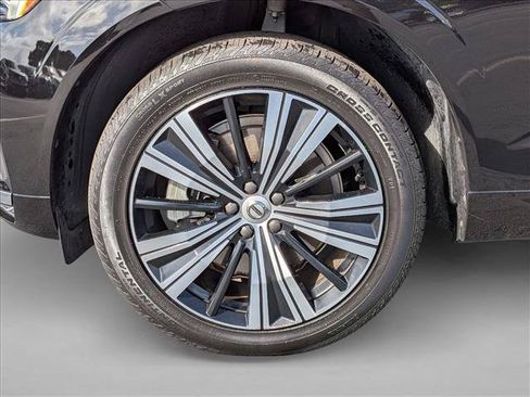 Used 2022 Volvo XC60 B6 Inscription w/ Climate Package AWD/4WD image 22