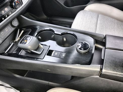 Used 2023 Nissan Rogue SV image 20