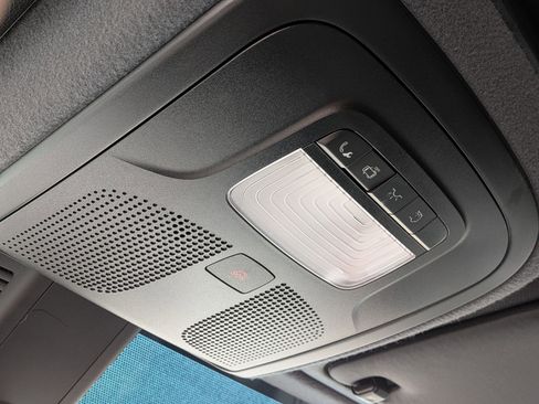 Used 2023 Mercedes-Benz Sprinter 2500 image 29