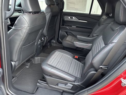 New 2026 Ford Explorer ST-Line image 28