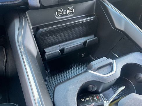 Used 2020 RAM 1500 Sport w/ Level 2 Equipment Group AWD/4WD image 26