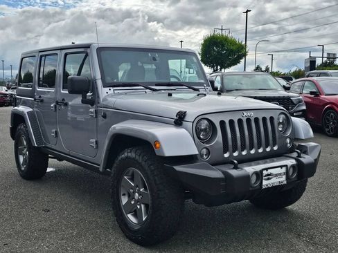 Used 2013 Jeep Wrangler Unlimited Sport AWD/4WD image 7