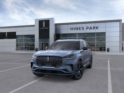 New 2026 Lincoln Aviator Black Label w/ Dynamic Handling Package image 2