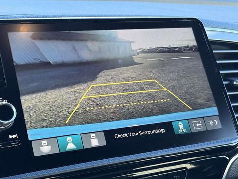 Used 2025 Honda Ridgeline TrailSport image 19