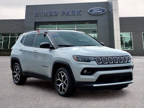 Used 2025 Jeep Compass Limited AWD/4WD image 1