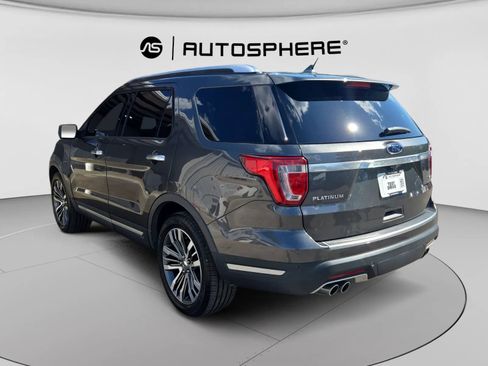 Used 2019 Ford Explorer Platinum AWD/4WD image 7