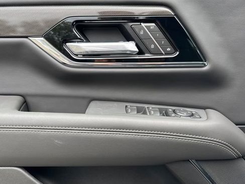 New 2026 GMC Yukon Elevation image 11