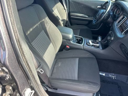 Used 2023 Dodge Charger SXT image 13