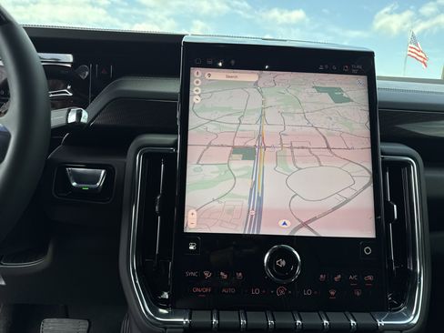 New 2026 GMC Yukon XL Elevation w/ Elevation Premium Package image 24