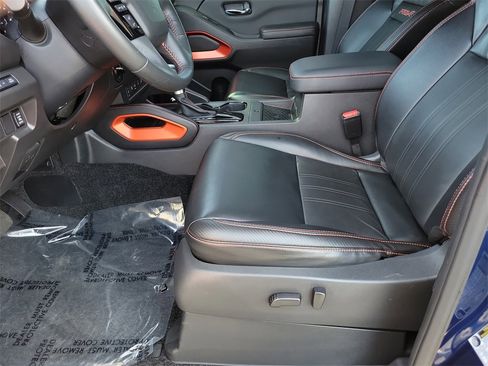 Certified 2023 Nissan Frontier PRO-4X w/ Pro-4X Premium Package image 18