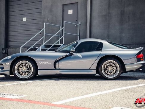 Used 2000 Dodge Viper GTS RWD image 46