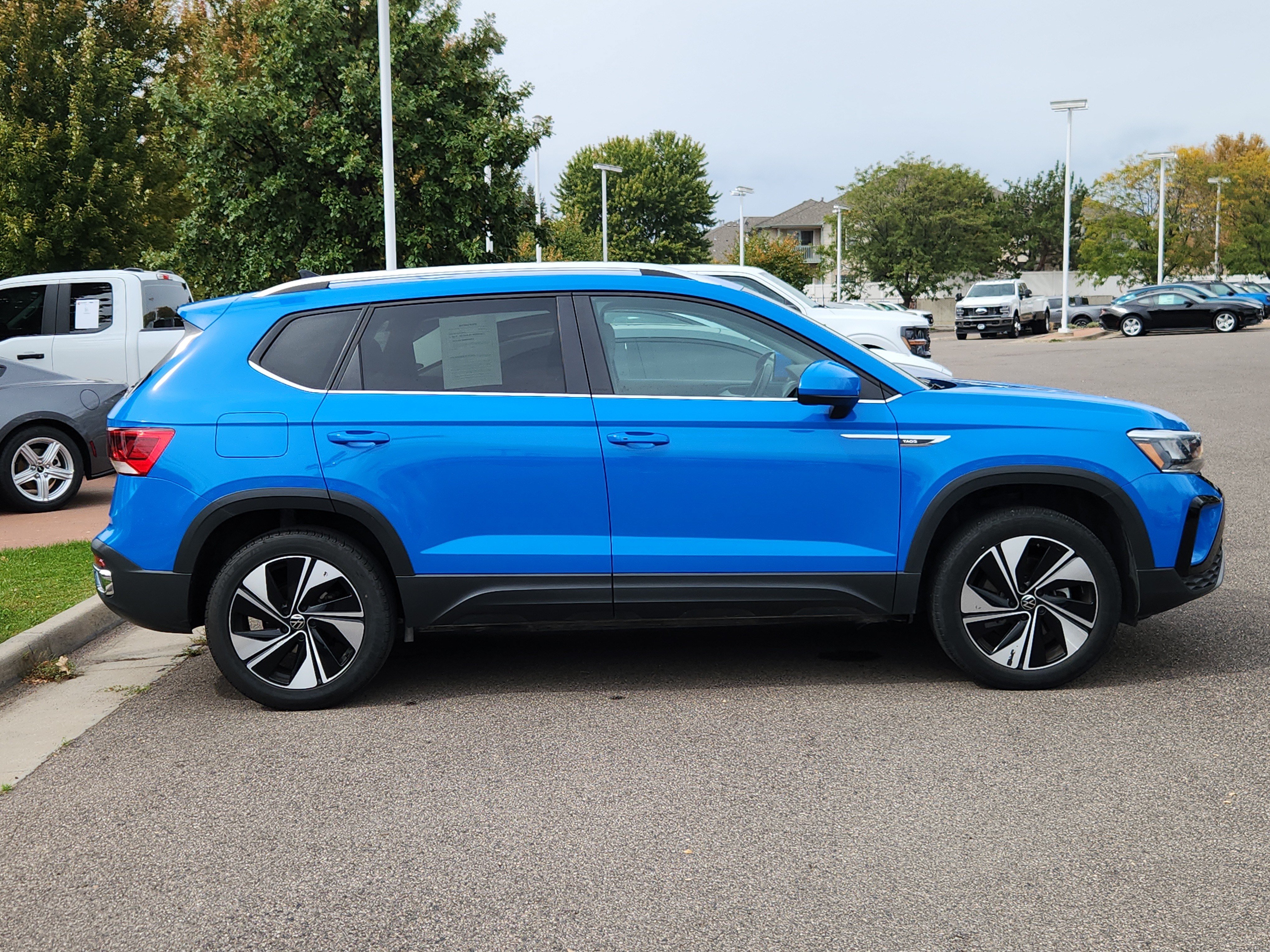 Used 2024 Volkswagen Taos SE AWD/4WD image 26