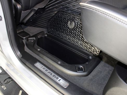 Used 2022 RAM 1500 Laramie image 42