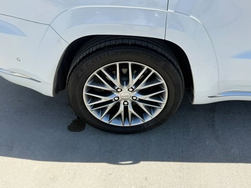Used 2018 Jeep Grand Cherokee Summit w/ Platinum Series Group AWD/4WD image 54