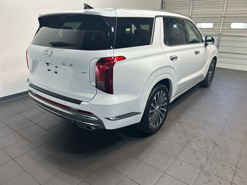 Used 2025 Hyundai Palisade Calligraphy AWD/4WD image 3