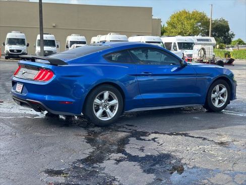Used 2019 Ford Mustang Coupe RWD image 22
