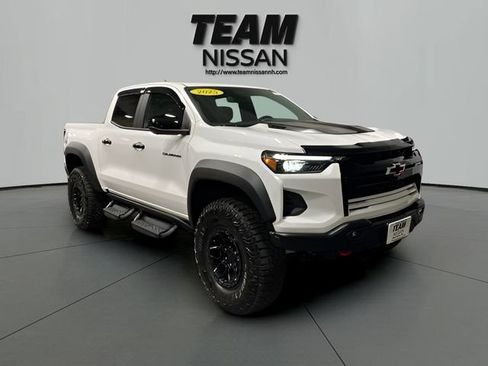 Used 2025 Chevrolet Colorado ZR2 w/ ZR2 Bison Edition AWD/4WD image 1