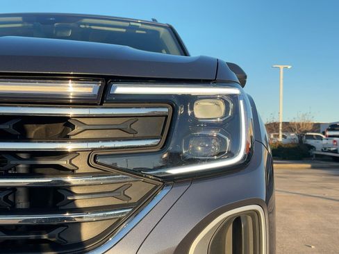 Used 2024 Volkswagen Atlas SE image 11