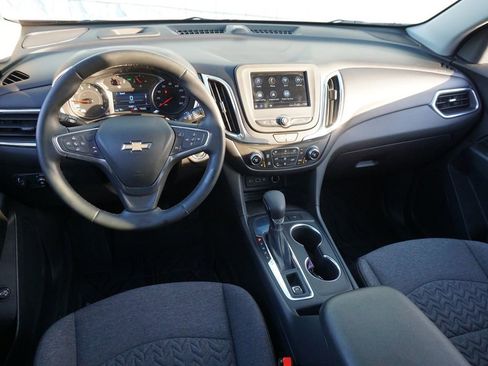 Used 2024 Chevrolet Equinox LT w/ LPO, Floor Liner Package FWD image 13
