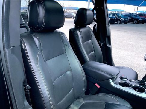 Used 2014 Ford Explorer Sport w/ Equipment Group 401A image 9