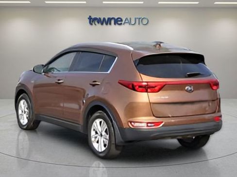 Used 2018 Kia Sportage LX w/ LX Popular Package AWD/4WD image 5
