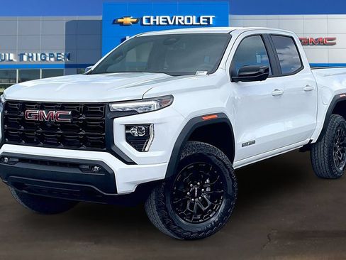 New 2026 GMC Canyon Elevation w/ Convenience Package RWD image 2