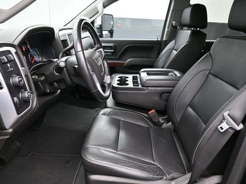 Used 2019 GMC Sierra 3500 SLT image 10