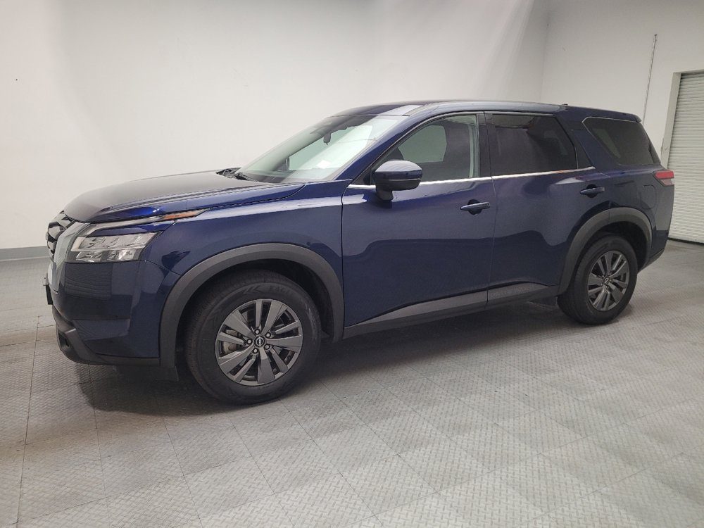Used 2022 Nissan Pathfinder S AWD/4WD image 2