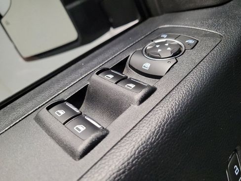 Used 2018 Ford F150 XLT w/ Equipment Group 302A Luxury RWD image 27