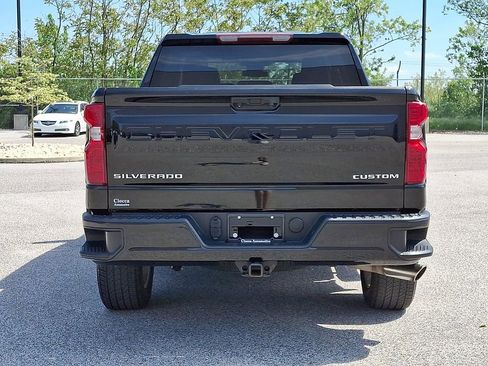 Used 2022 Chevrolet Silverado 1500 Custom AWD/4WD image 8