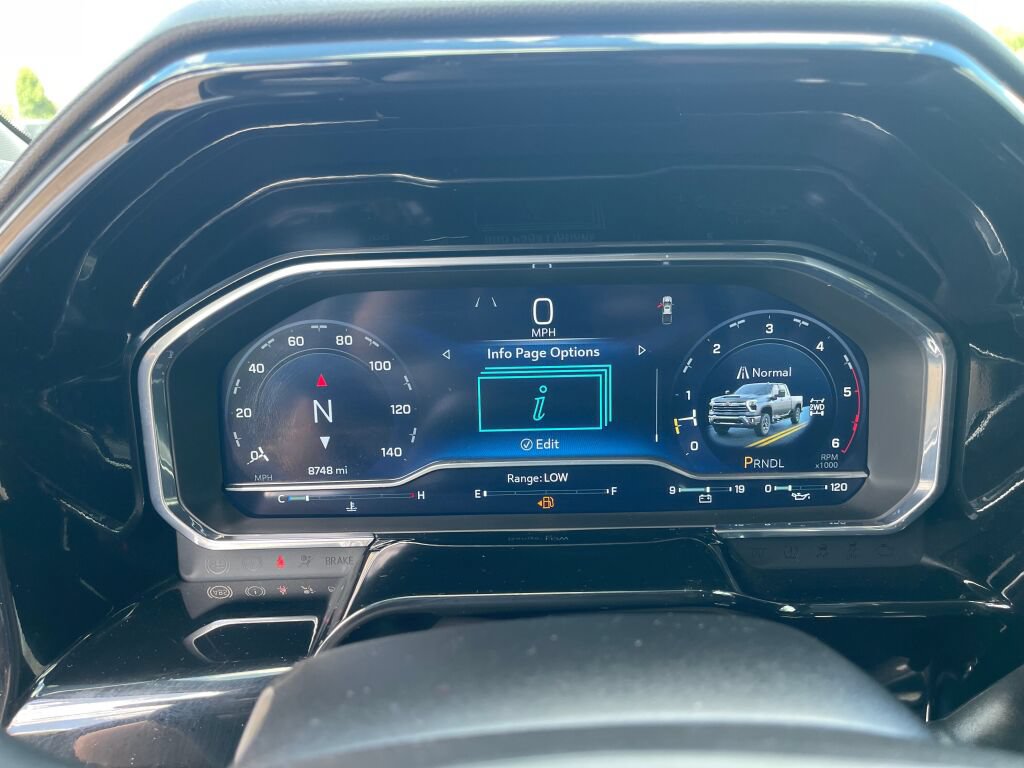 Used 2024 Chevrolet Silverado 3500 LTZ w/ LTZ Convenience Package AWD/4WD image 18