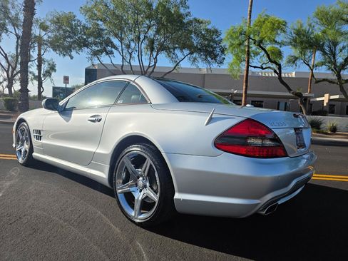 Used 2011 Mercedes-Benz SL 550 w/ Premium I Pkg image 5