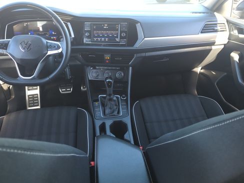 Certified 2024 Volkswagen Jetta Sport image 19