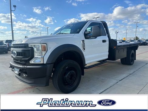 Used 2020 Ford F550 2WD Regular Cab Super Duty image 1