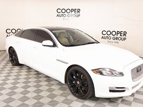 Used 2018 Jaguar XJ L Portfolio image 1