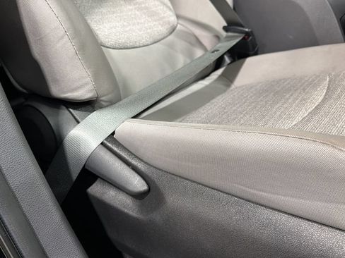 Used 2024 Toyota Sienna LE AWD/4WD image 11