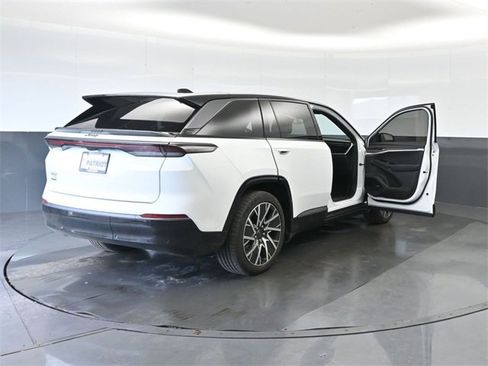 New 2025 Jeep Wagoneer S Limited image 51