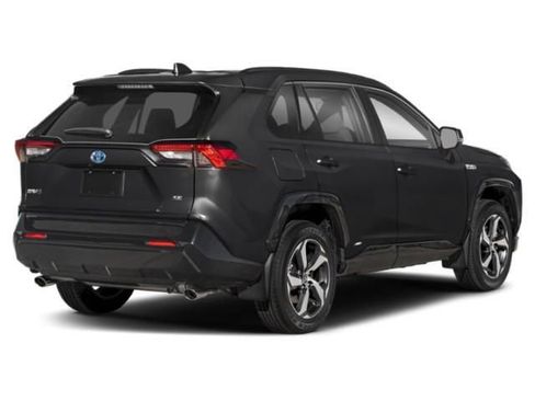 New 2025 Toyota RAV4 SE image 2