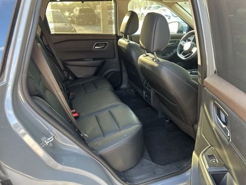 Used 2021 Nissan Rogue SL image 8