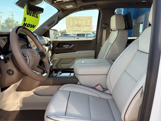 New 2026 GMC Yukon Denali w/ Denali Reserve Package AWD/4WD image 14
