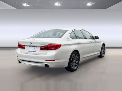 Used 2018 BMW 530e image 9