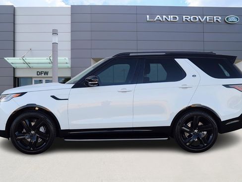 Certified 2025 Land Rover Discovery Dynamic SE image 3